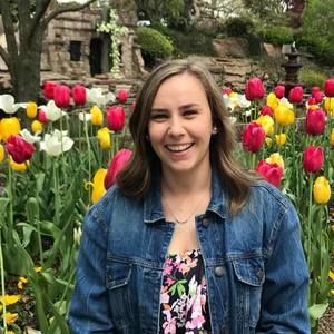 Meet your Posher, Abigail